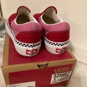 Size 8 women platform Vans